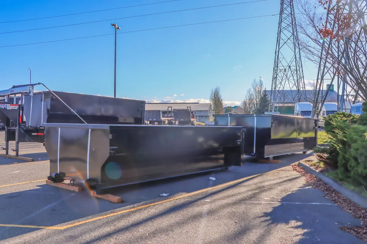 Professional dumpster rental and junk removal service in Mission Hills